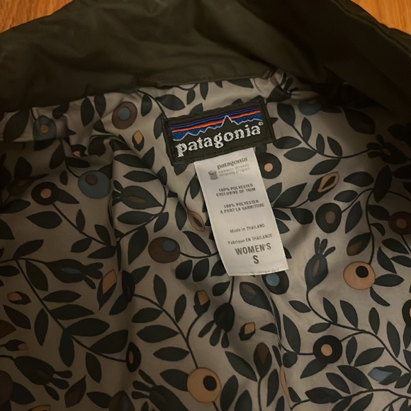 Patagonia Women’s Jacket - Picture 8 of 12